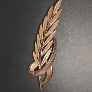 Trifari Gold Tone Leaf Brooch Textured Midcentury Pin 2.75” 11.7g Signed Retro